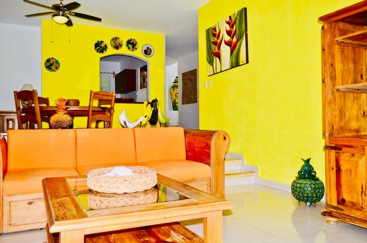 Deluxe Family Budget Balcony Room With Pool Playacar II Playa del Carmen Bed & Breakfast