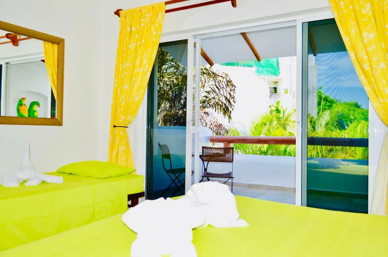 Deluxe Family Room E7 Dolce Vita Caribe B&B Playa del Carmen