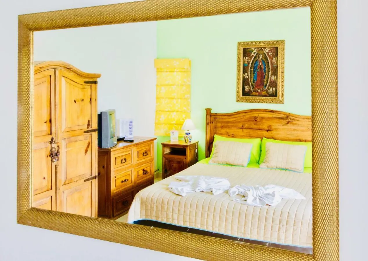 Deluxe Family Room E7 Dolce Vita Caribe B&B Playa del Carmen