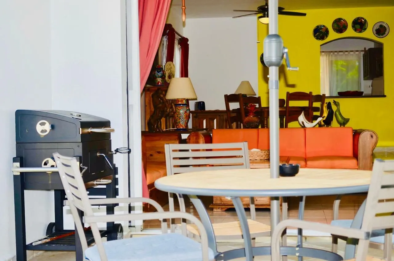 Guest house Deluxe Family Room E7 Dolce Vita Caribe B&B Playa del Carmen Mexico