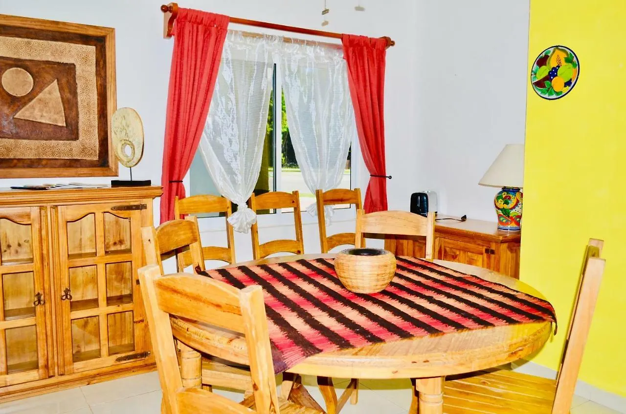 Deluxe Family Room E7 Dolce Vita Caribe B&B Playa del Carmen