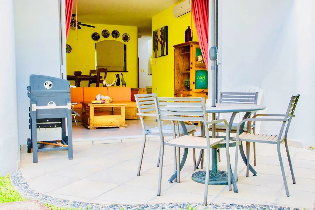 Deluxe Family Room E7 Dolce Vita Caribe B&B Playa del Carmen Mexico
